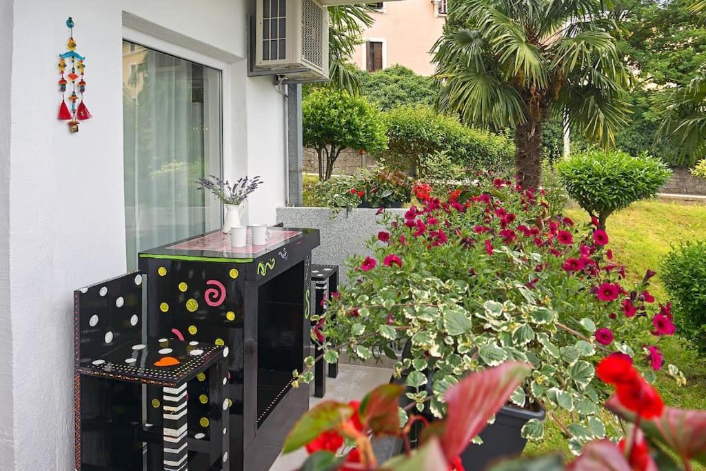 Studio Apartment One Sun 洛夫兰 外观 照片